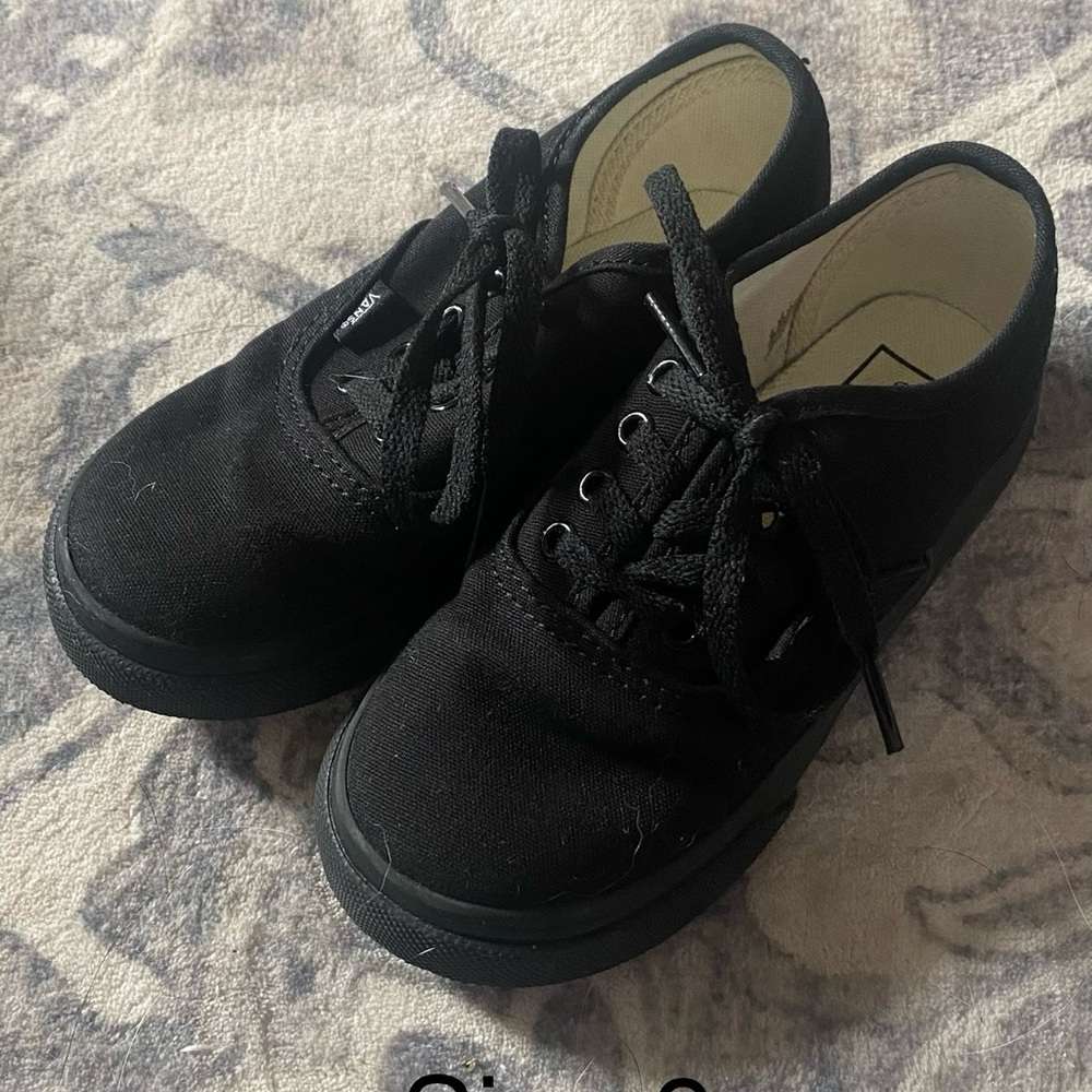 Vans Kids Black Canvas Lace-Up Shoes - Classic Everyday Style